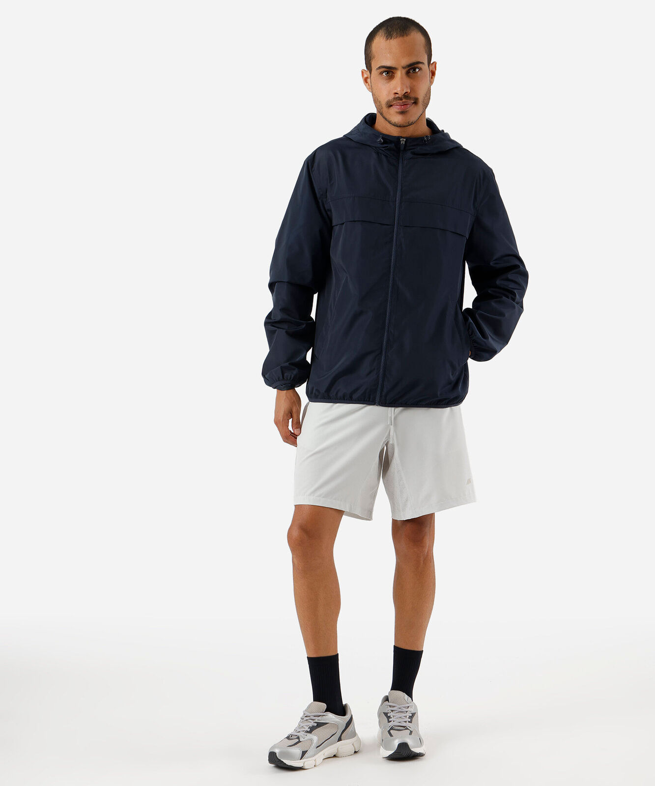 jaqueta masculina corta vento com capuz esportiva azul
