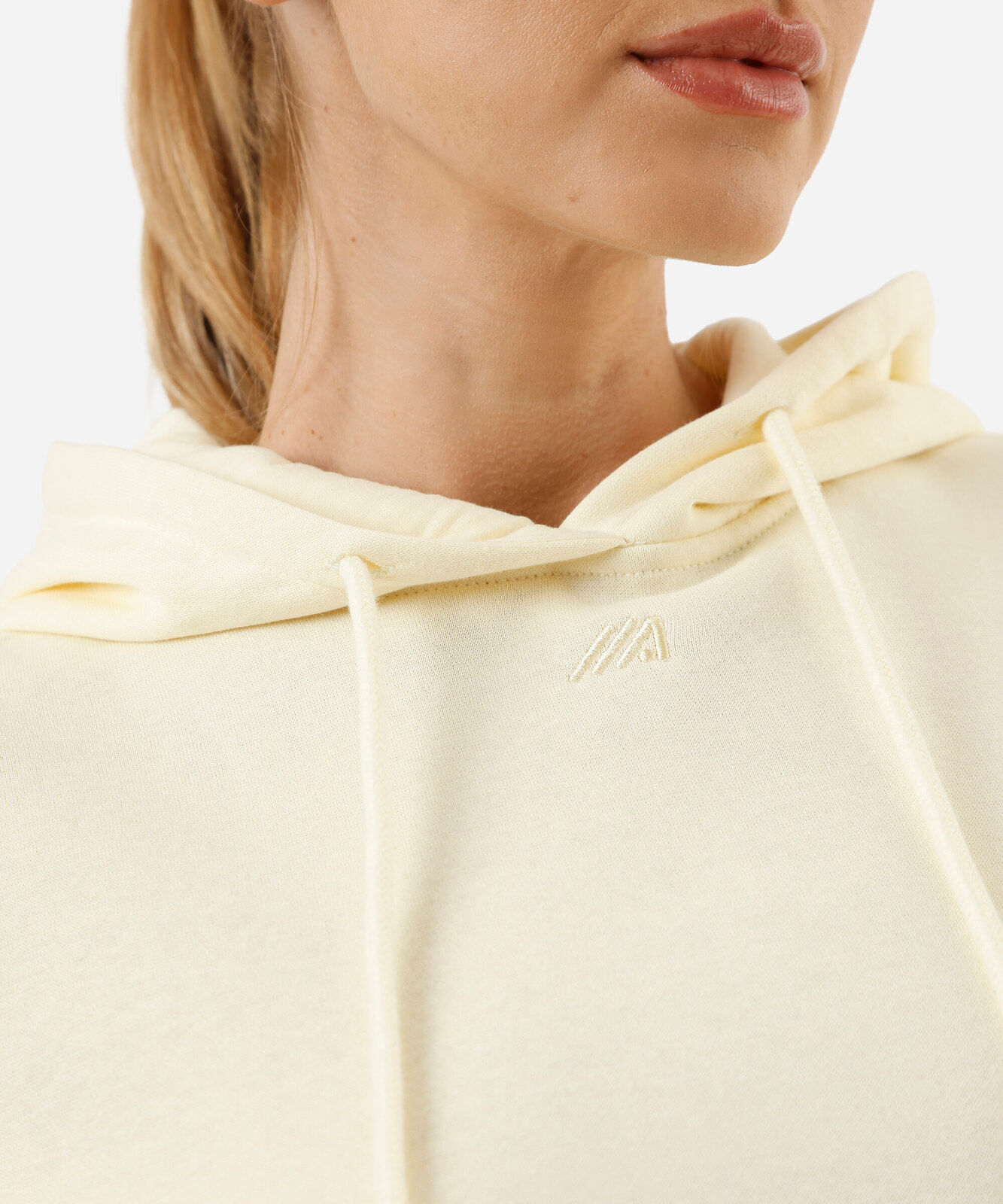 blusa feminina de moletom com capuz e bolso amarela