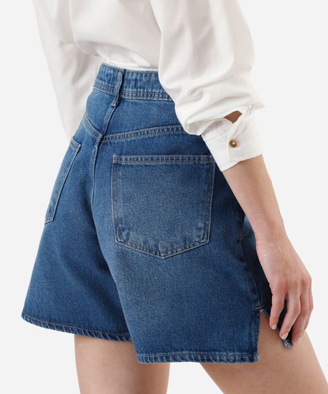 bermuda mom feminina jeans com fendas cintura alta  azul