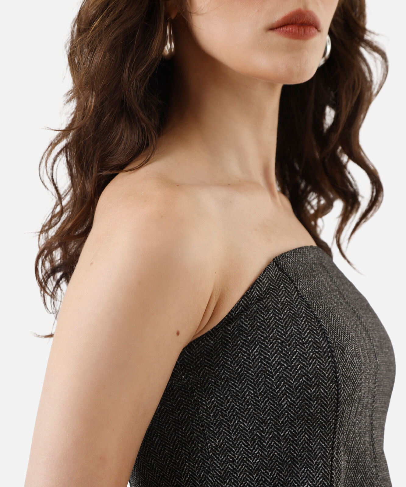 blusa peplum feminina de jacquard sem alça  cinza