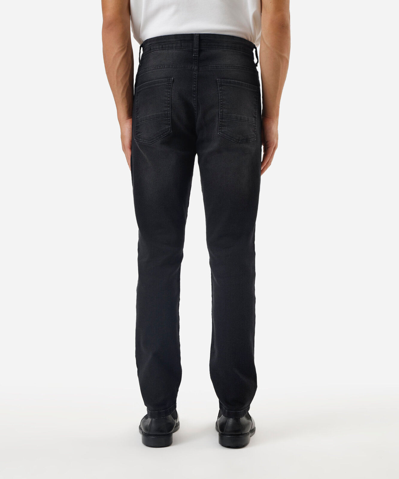 calça jeans skinny com bolsos preta