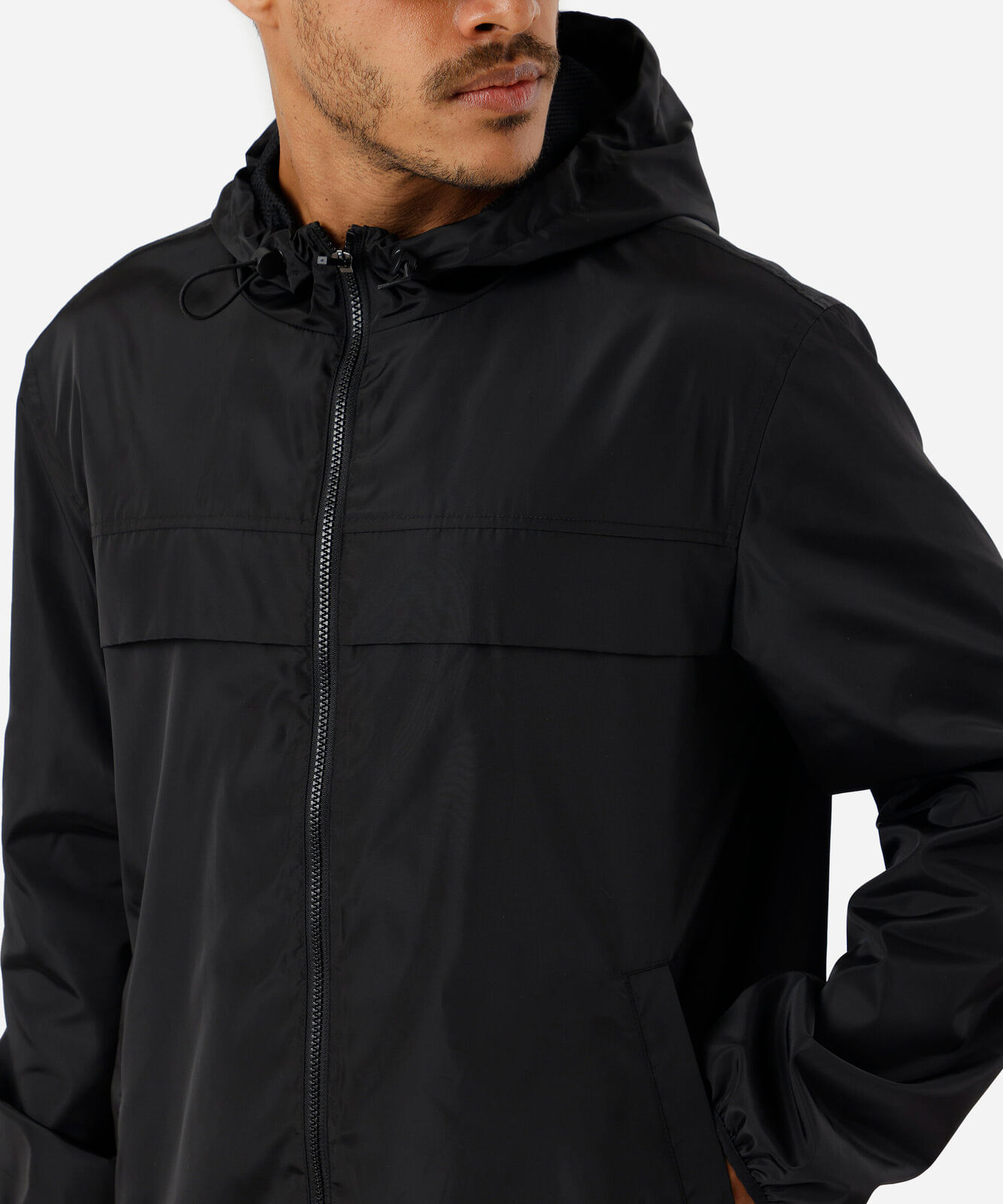 jaqueta masculina corta vento com capuz esportiva ace preta