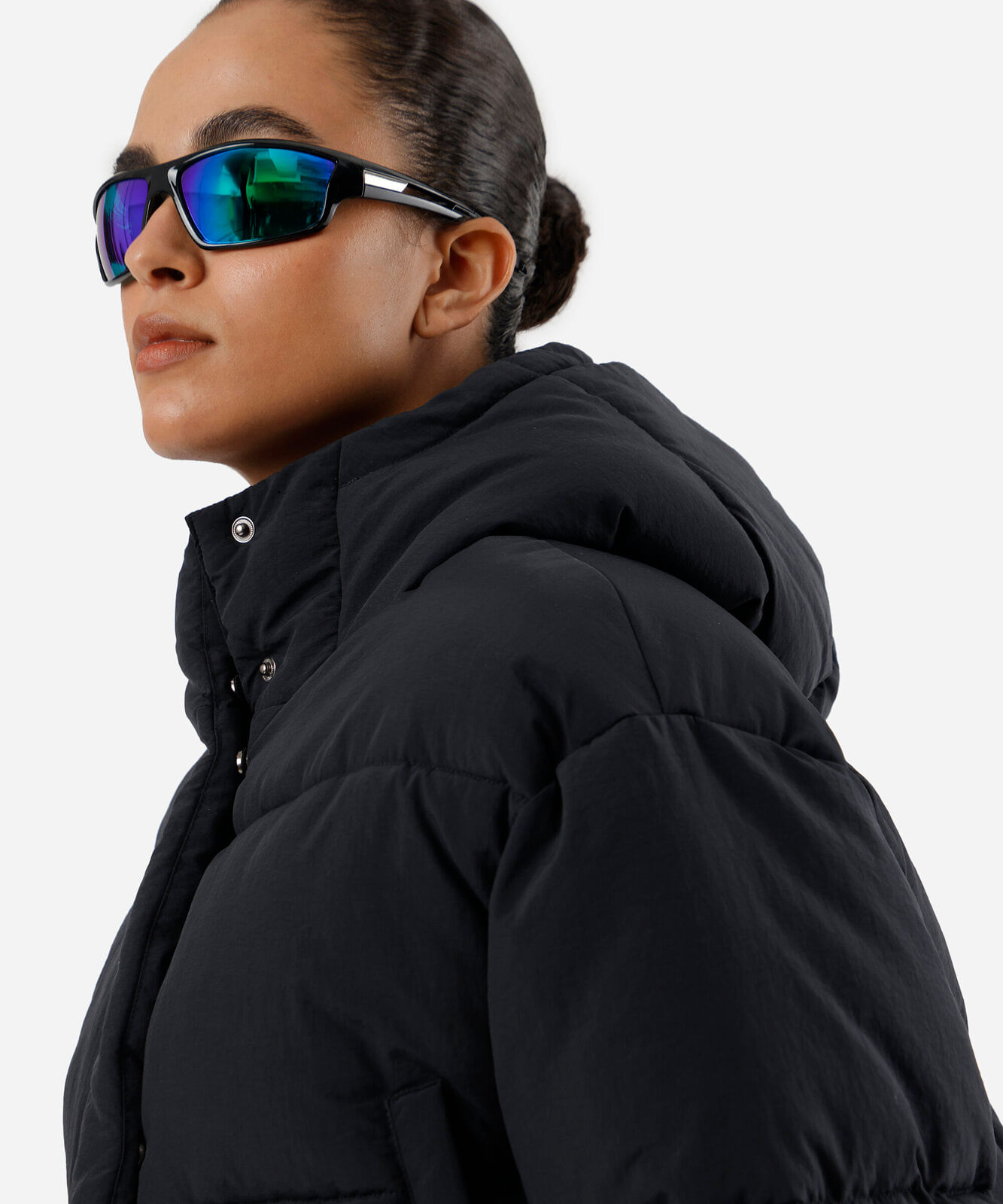 jaqueta puffer cropped feminina esportiva preta