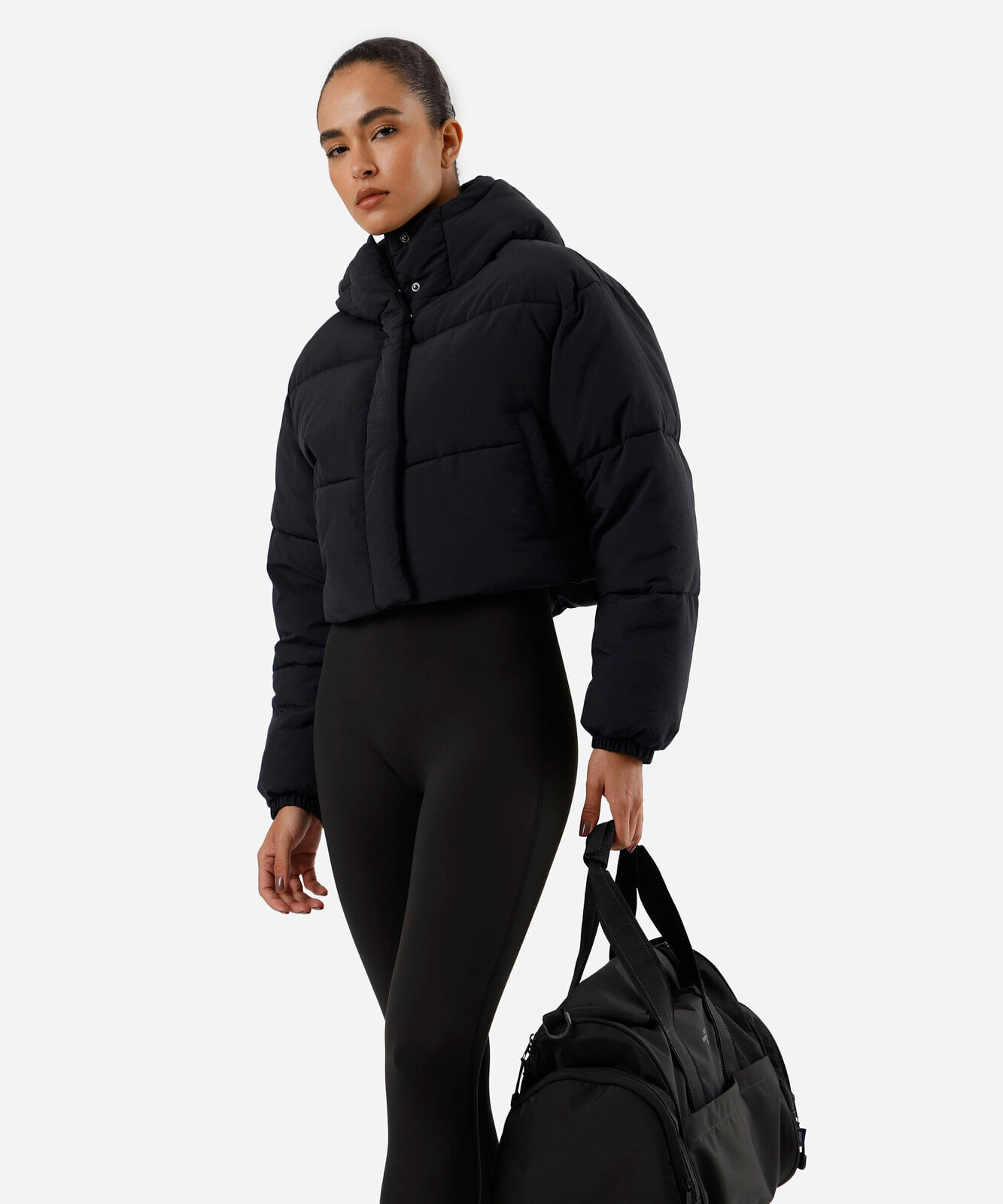 jaqueta puffer cropped feminina esportiva preta