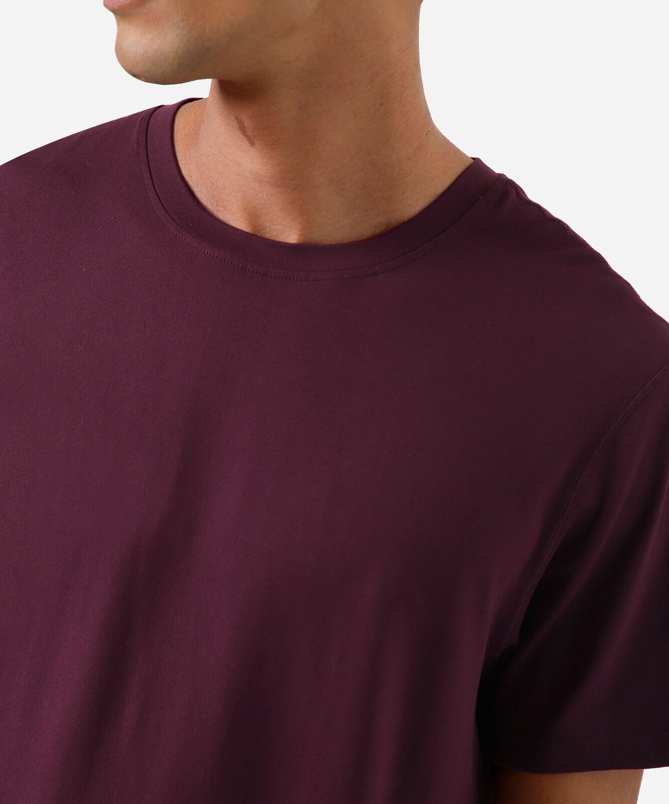 camiseta masculina manga curta vinho