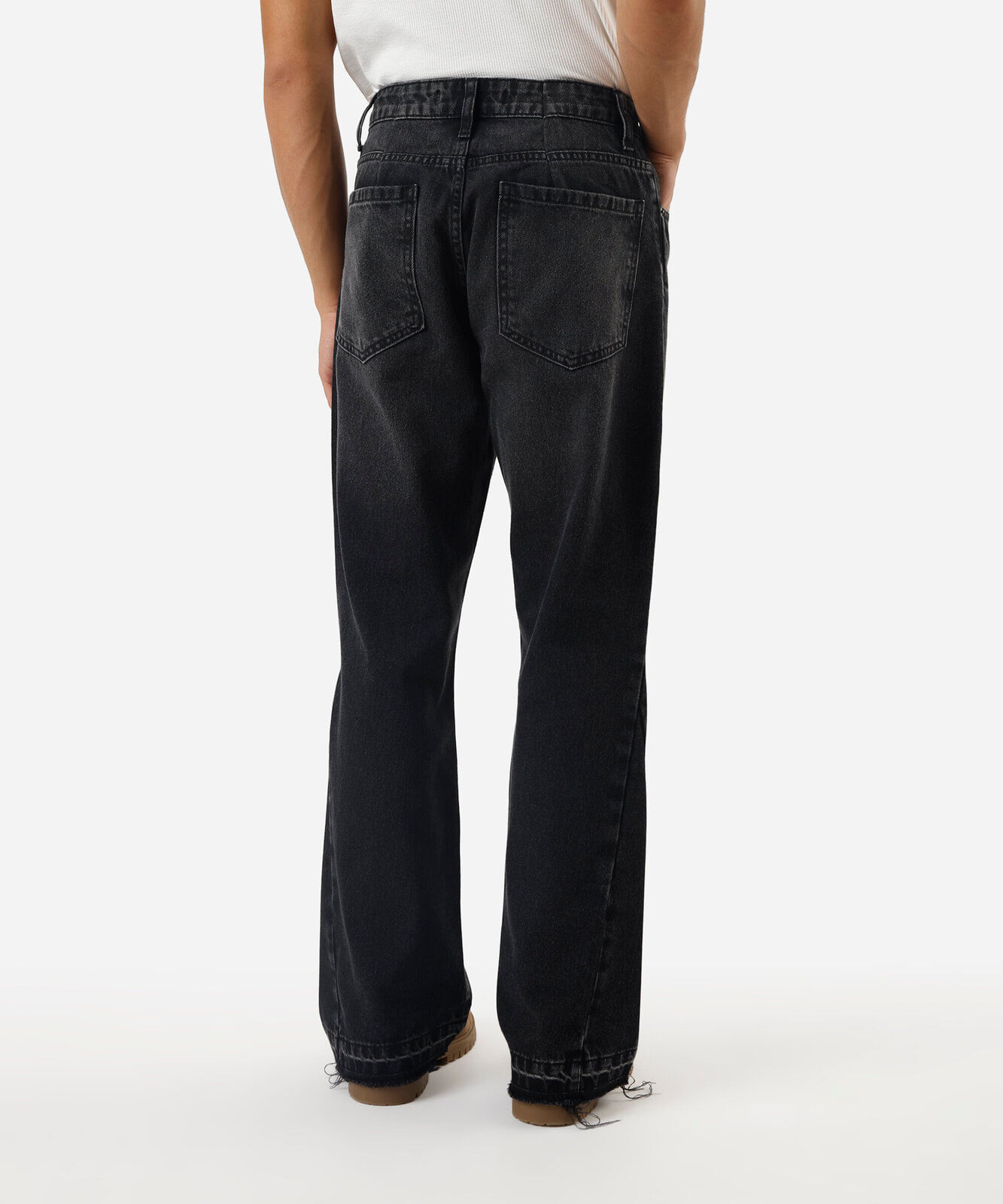 calça flare masculina jeans com barra a fio preta