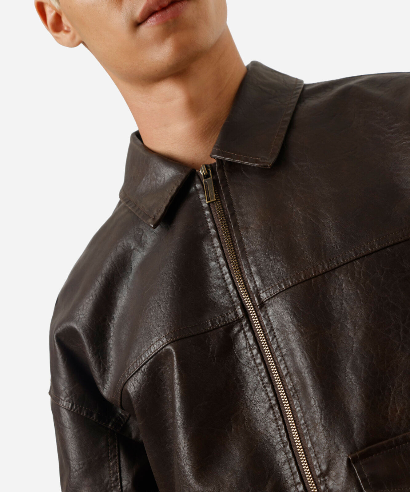 jaqueta masculina de poliuretano texturizada oversized marrom