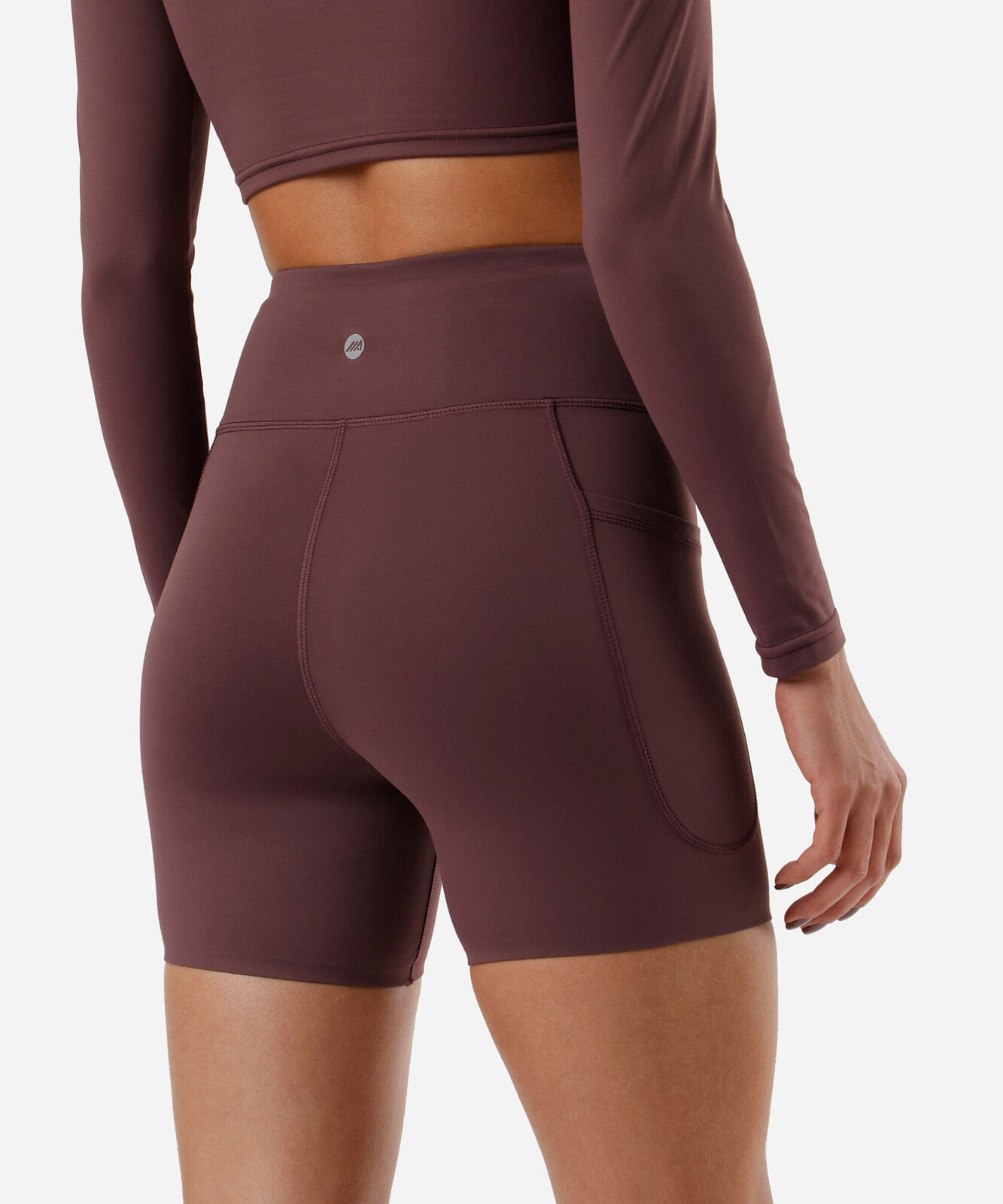 bermuda feminina esportiva com bolsos vermelho