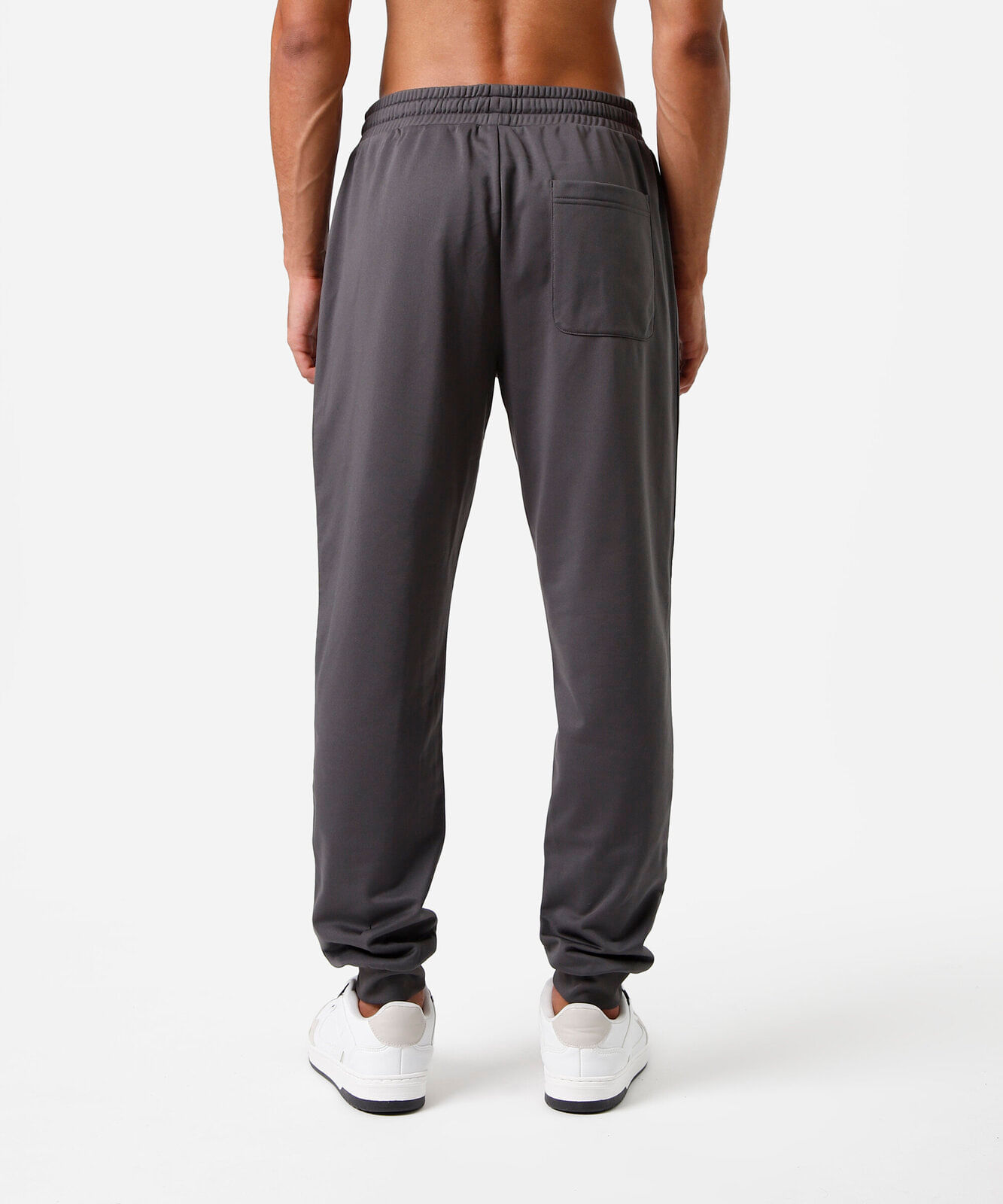 calça jogger esportiva com bolsos cinza