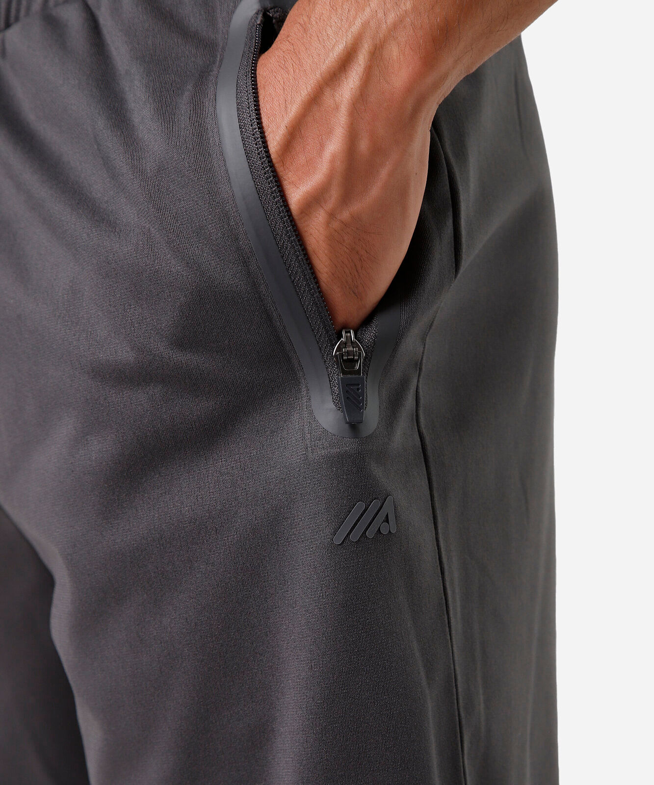 calça jogger esportiva com bolsos cinza