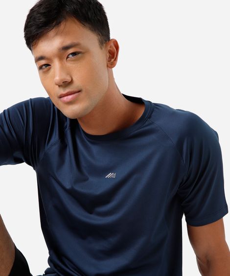 camiseta esportiva slim masculina com recortes azul