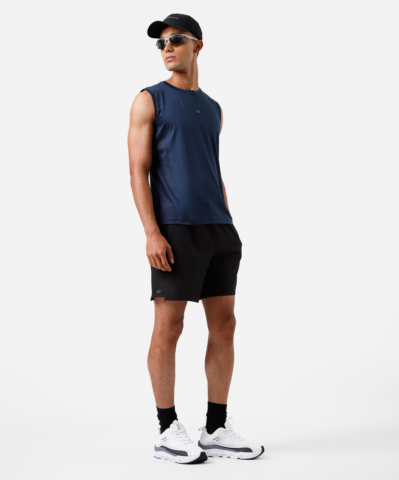 regata esportiva slim masculina com recorte azul