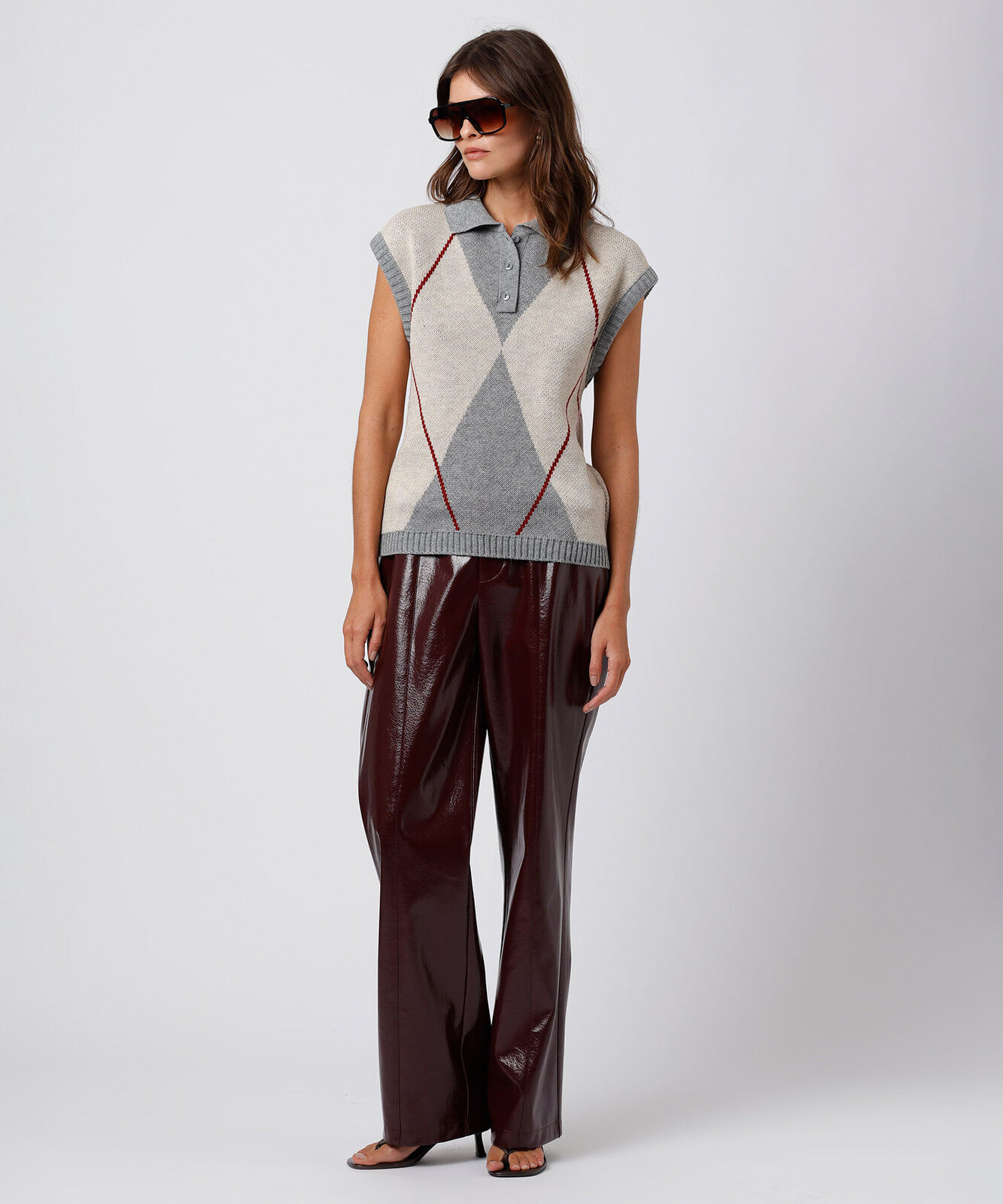 colete feminino de tricot com gola xadrez argyle mindset cinza