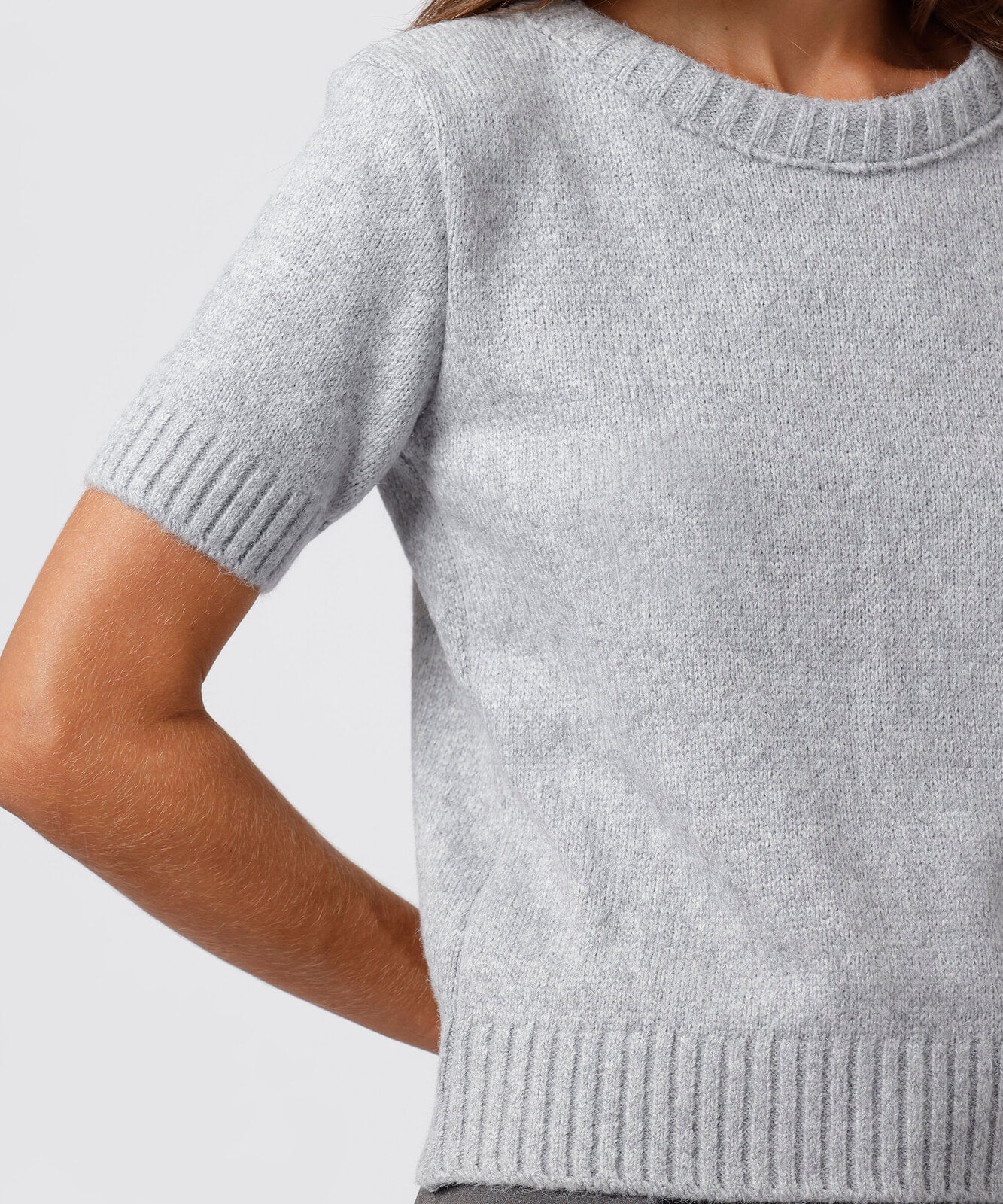 blusa feminina de tricot manga curta mindset cinza