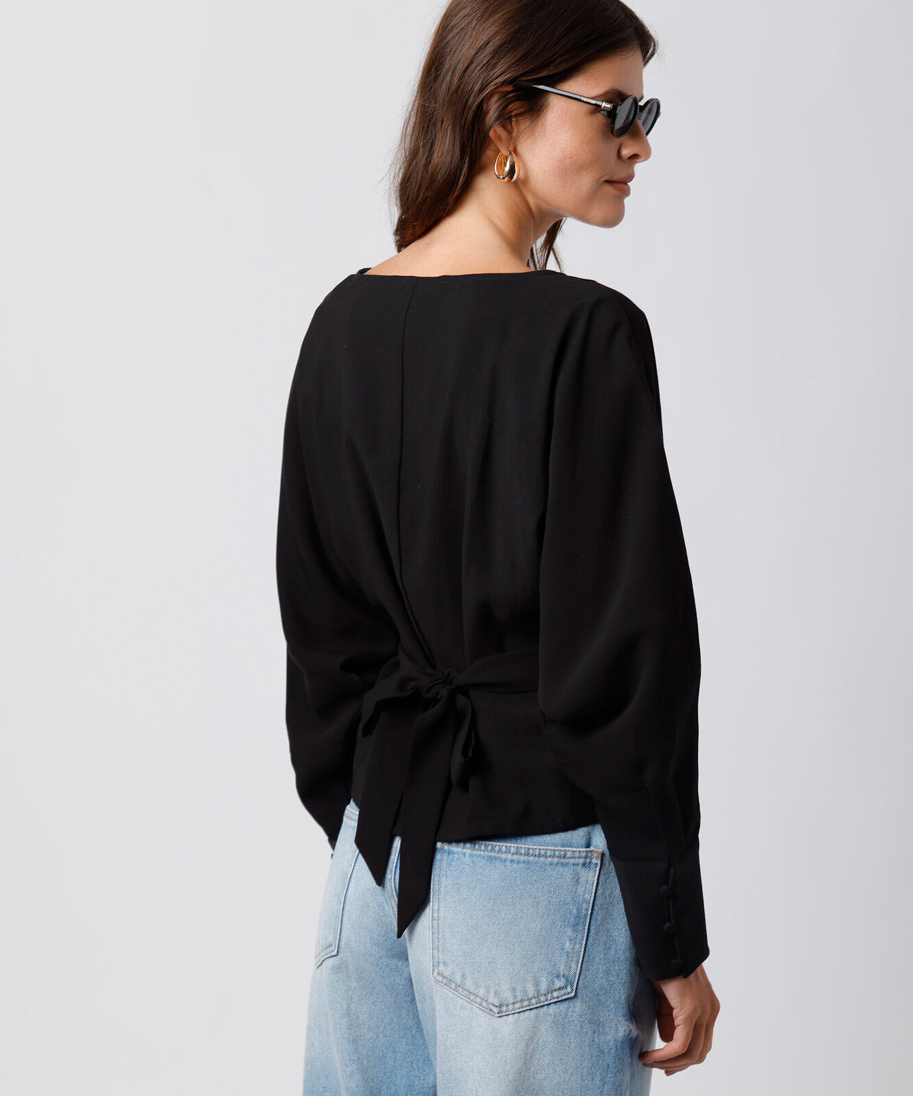 blusa feminina com pregas manga longa mindset preta