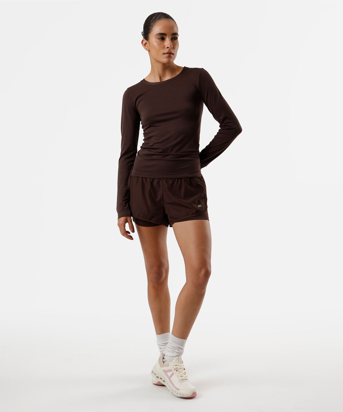 blusa feminina de poliamida esportiva manga longa marrom