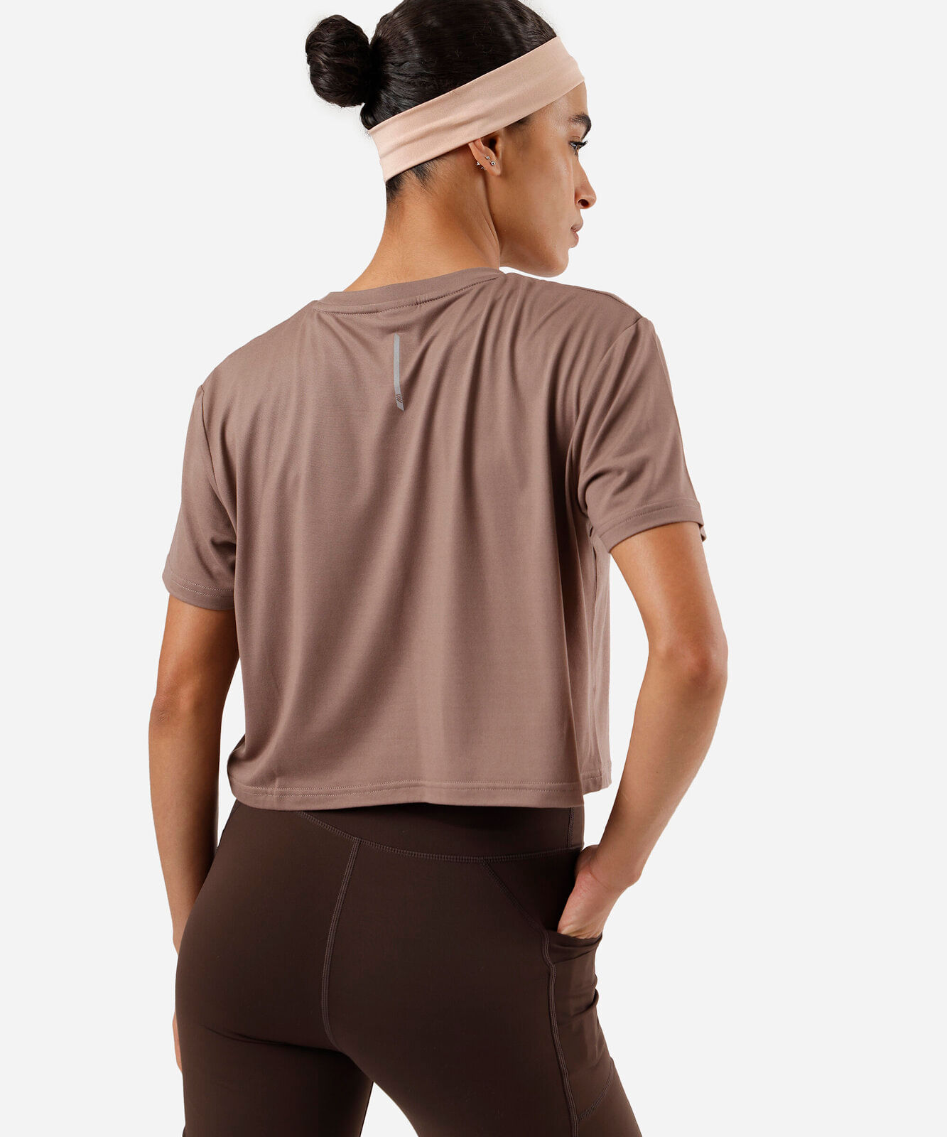 blusa cropped feminina esportiva marrom