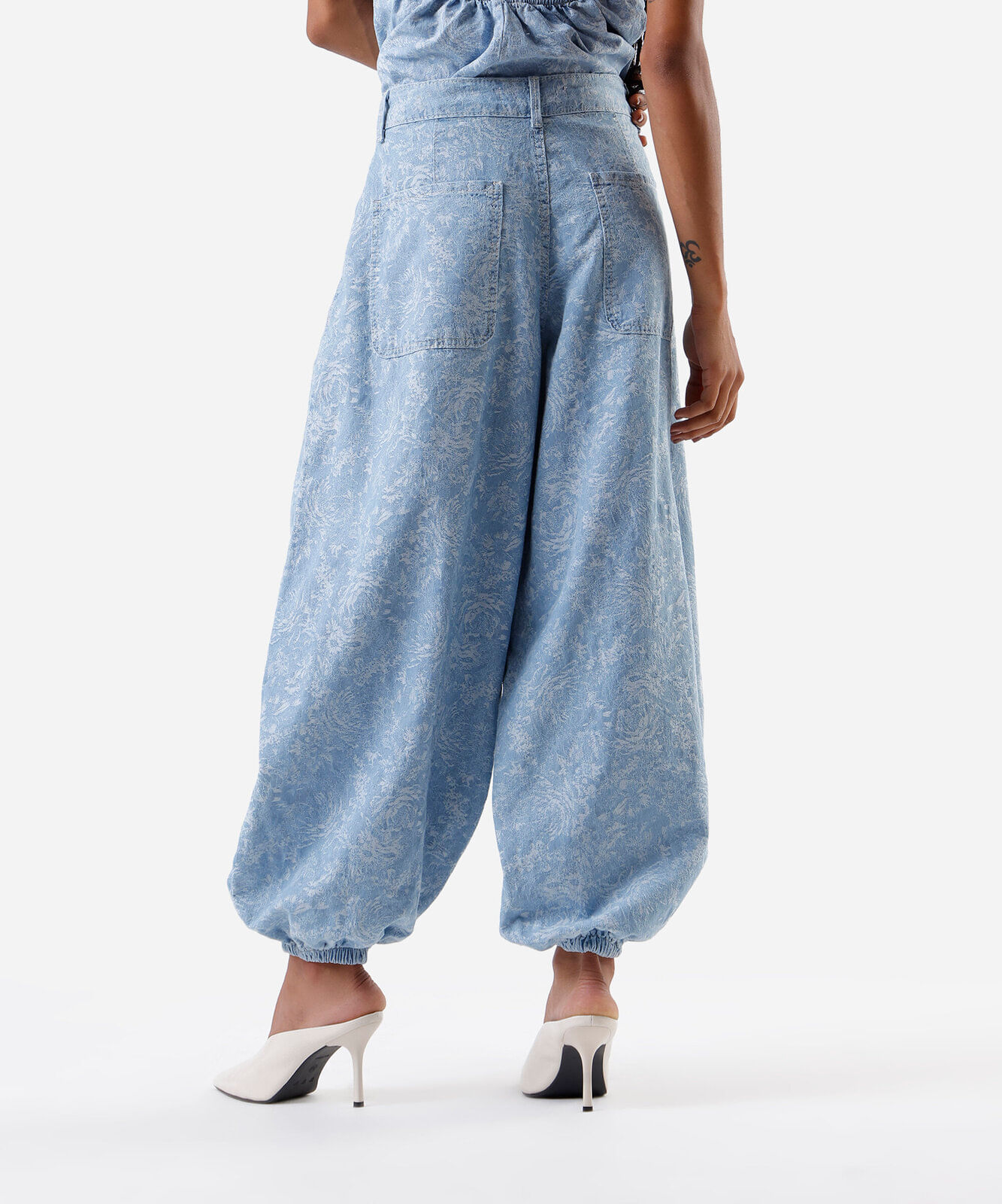 calça aladim feminina jeans cintura alta floral azul