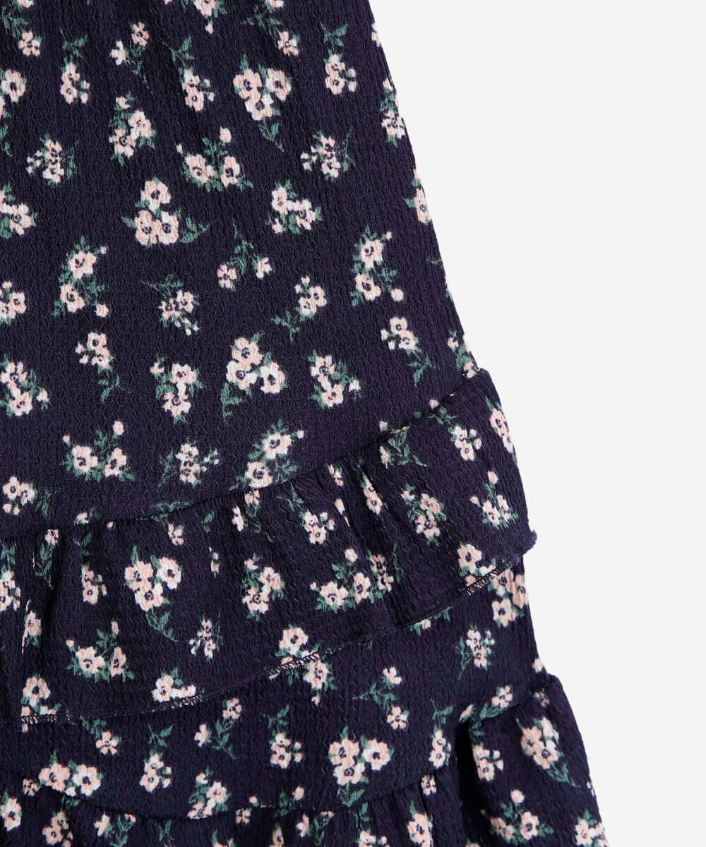 mini saia juvenil texturizada com babados floral azul