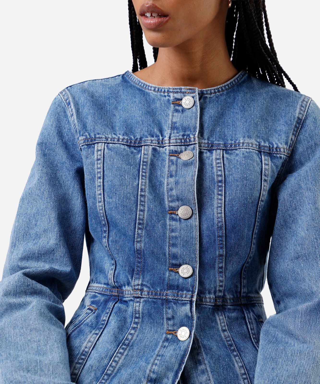 jaqueta feminina jeans com recortes acinturada azul