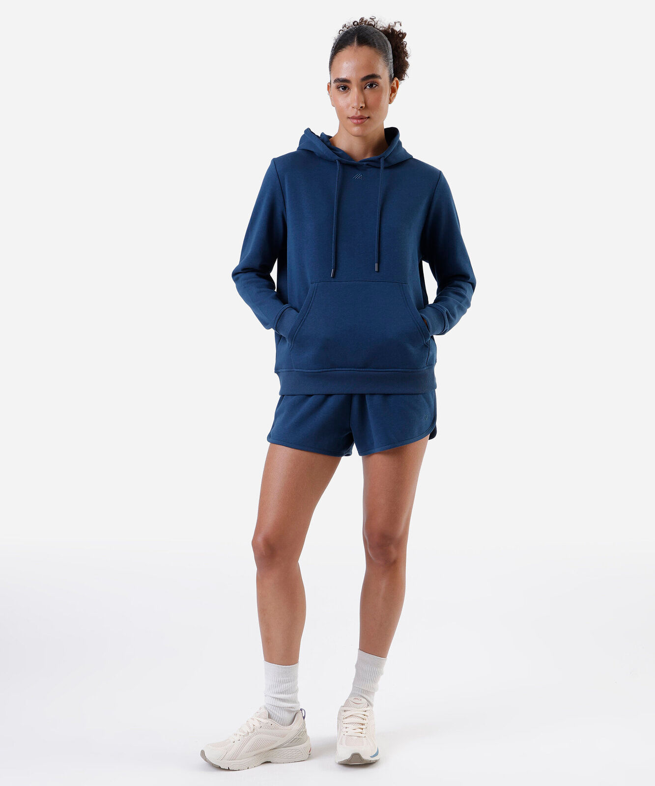 blusa feminina de moletom com capuz e bolso azul