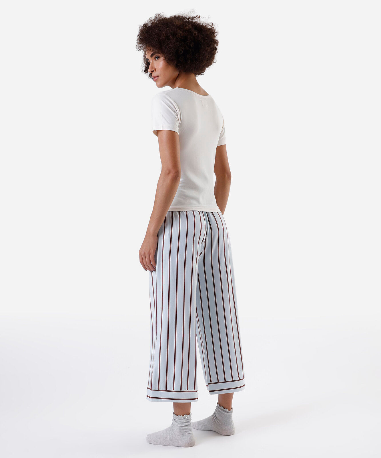 pijama longo feminino com renda listrado azul