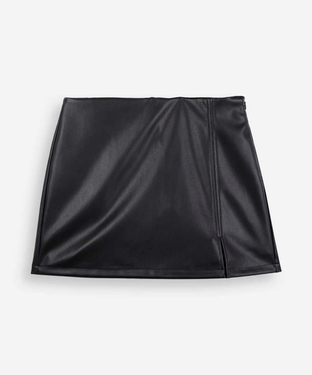 short saia juvenil plissada com fenda preto