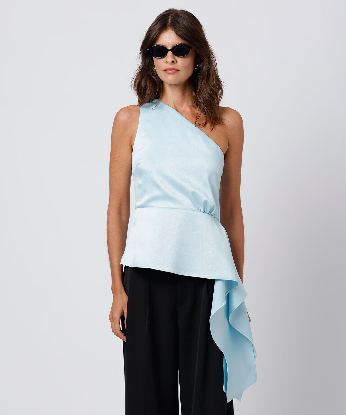 blusa ombro único feminina acetinada mindset azul