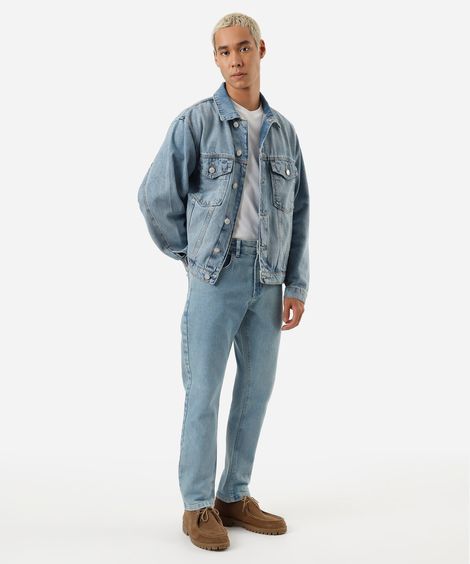 calça slim jeans com bolsos azul