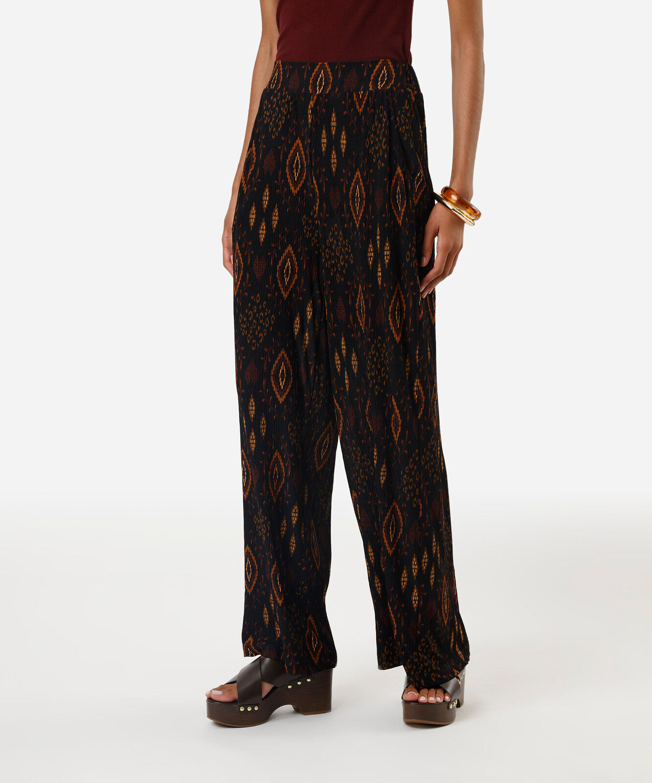 calça wide leg feminina étnica texturizada preta