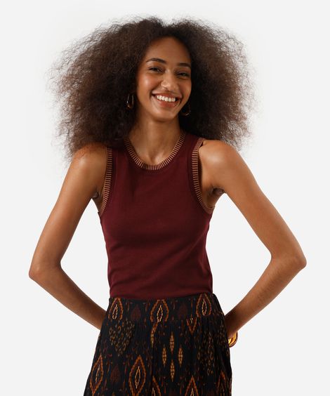 regata feminina de tricot vinho