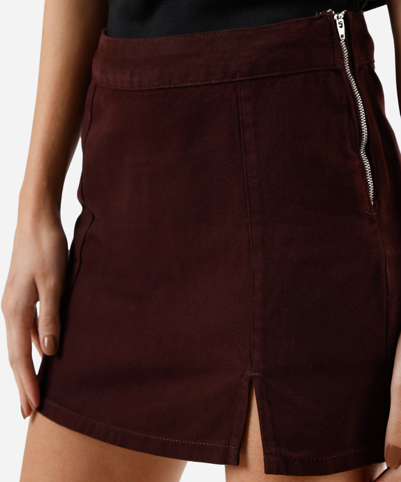 short saia feminino de sarja com fenda vinho