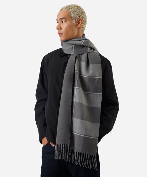 cachecol xadrez com franjas colorido