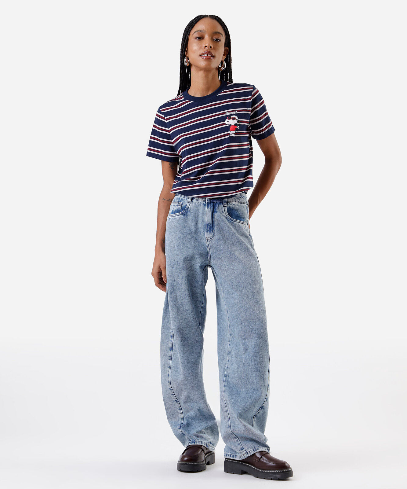 camiseta feminina com algodão snoopy listrada azul