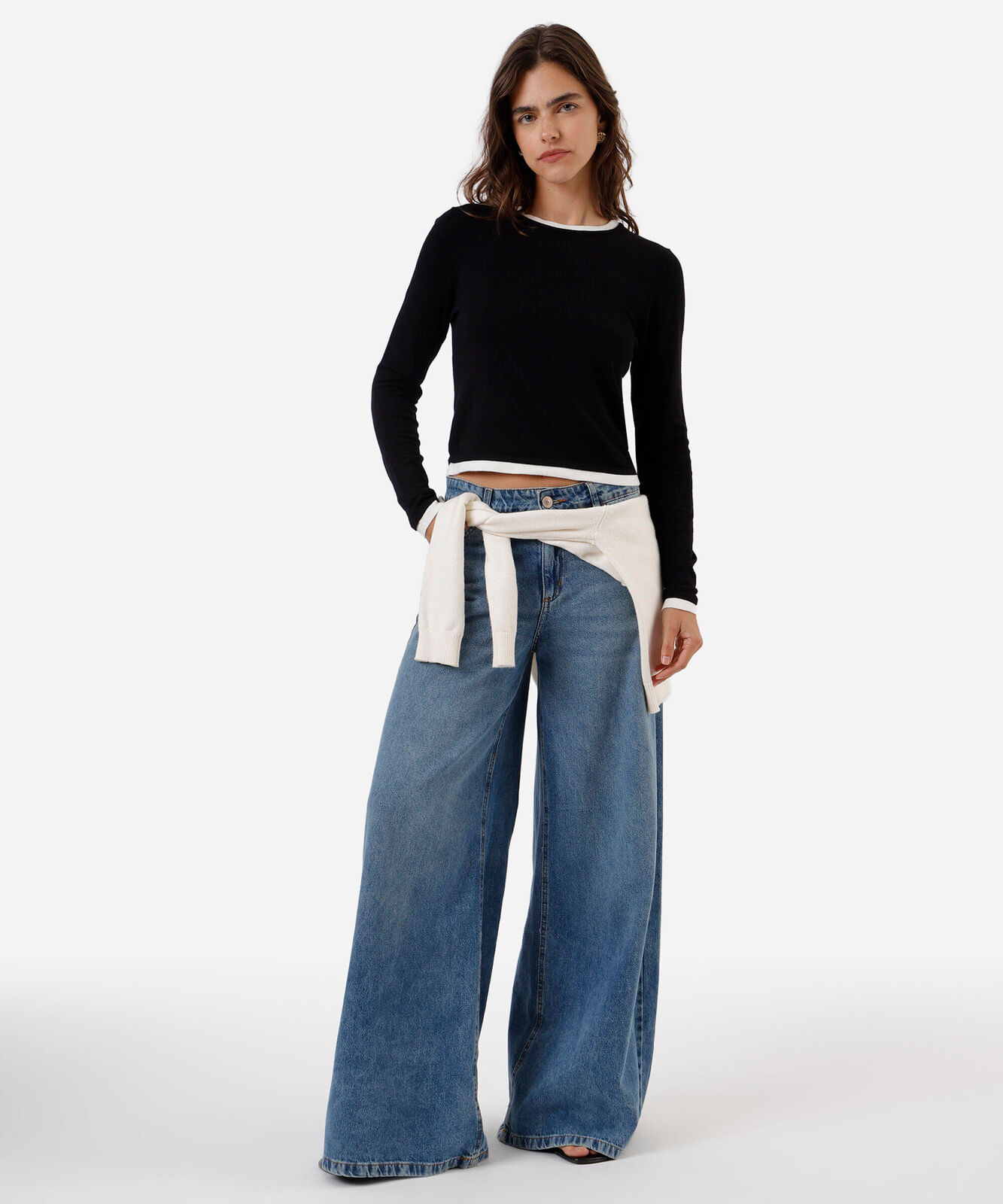 suéter básico feminino de tricot bicolor preto