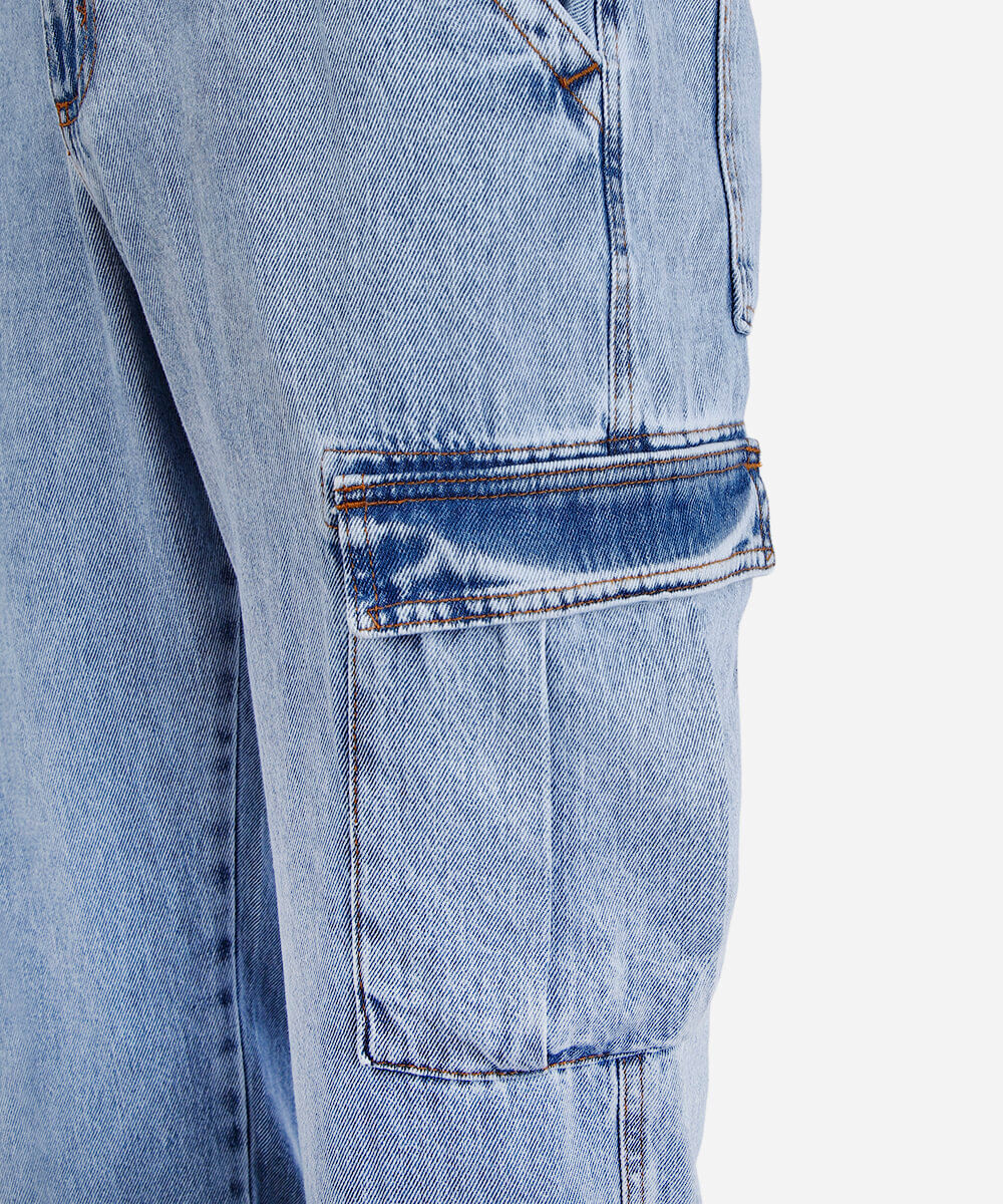 calça wide leg slim juvenil com bolso cargo azul