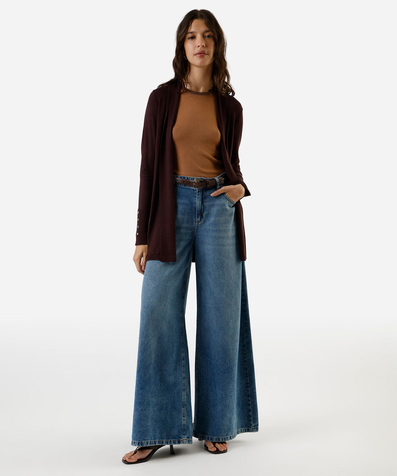 cardigan feminino de tricot  marrom