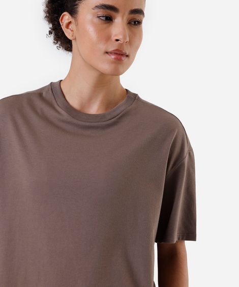 camiseta feminina esportiva manga curta marrom