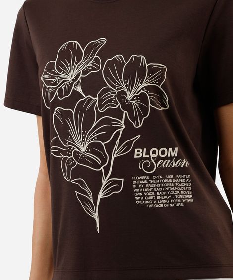 camiseta feminina de algodão floral marrom