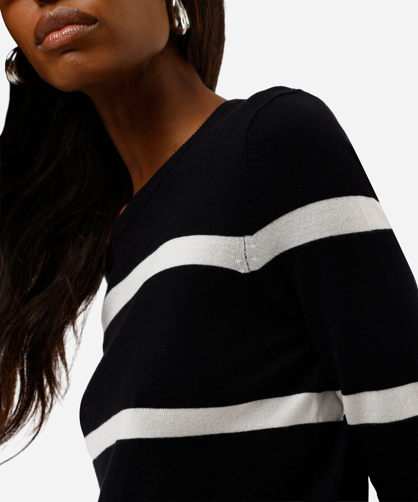 suéter básico feminino de tricot listrado preto