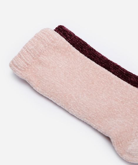 kit de 2 meias cano alto em chenille antiderrapante colorido