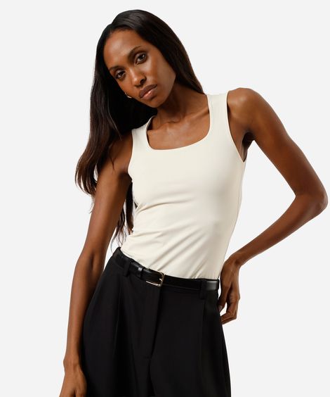 regata feminina de poliamida decote quadrado bege