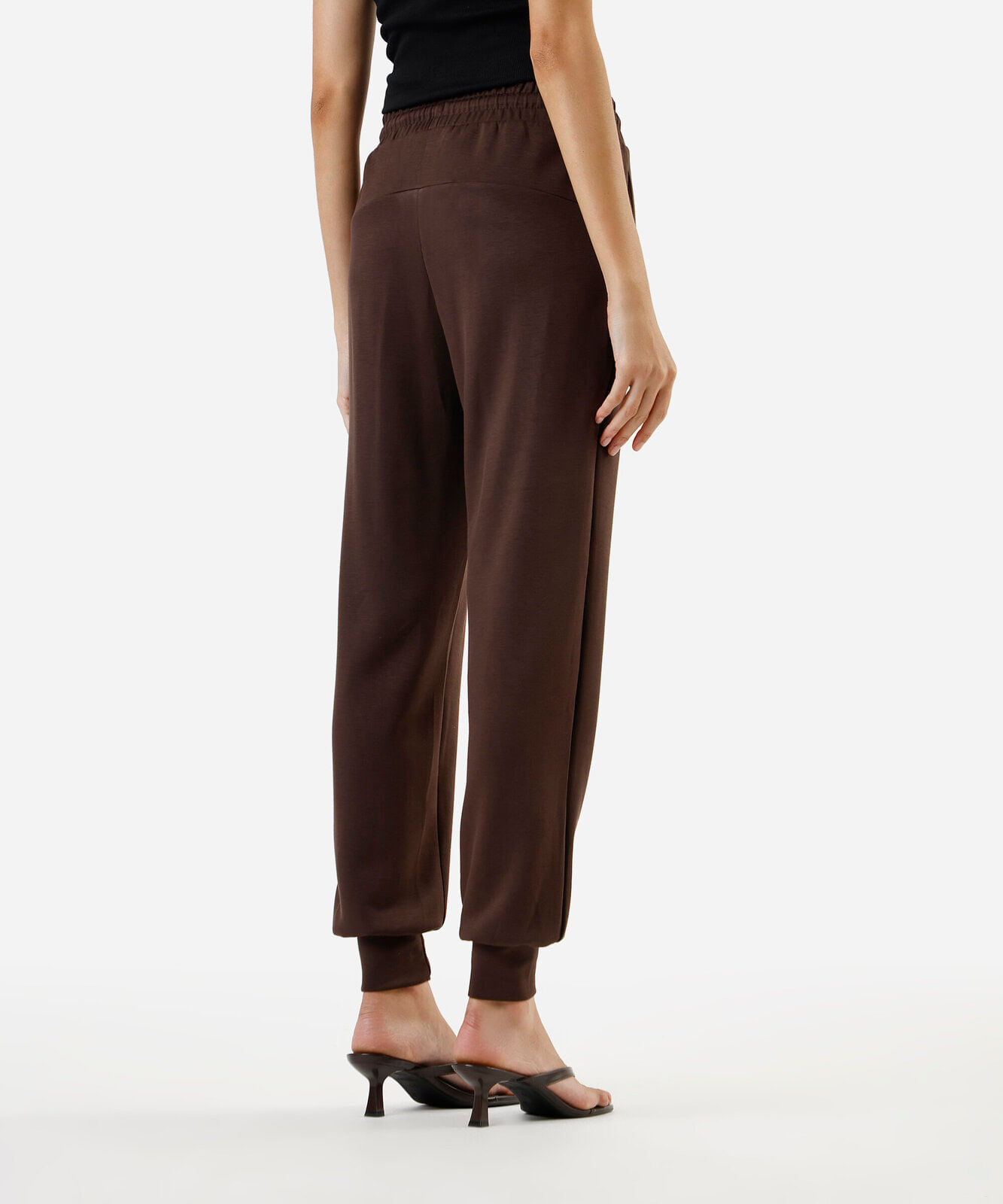 calça jogger feminina de moletinho marrom