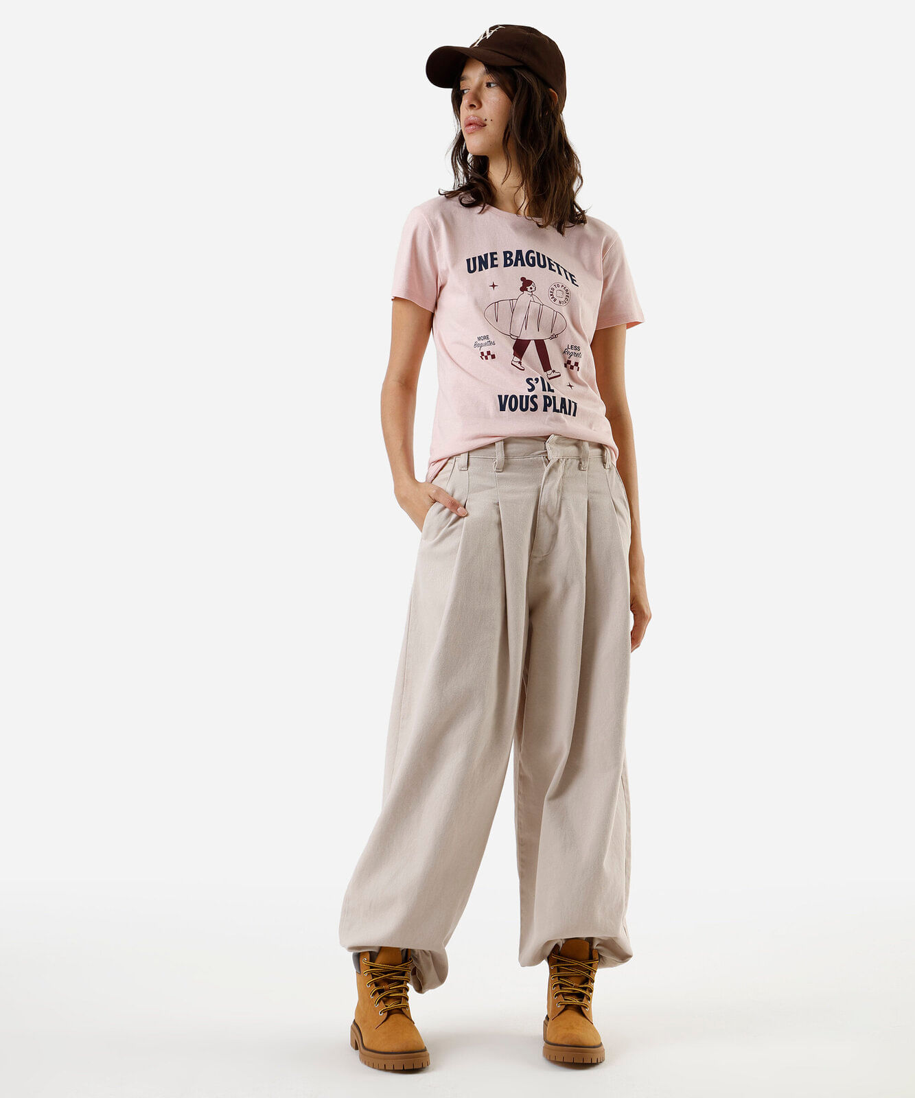 camiseta feminina de algodão estampada baguette rosa