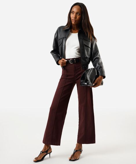 calça wide leg cropped feminina de sarja com nervura vinho