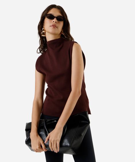 regata de tricot gola alta marrom