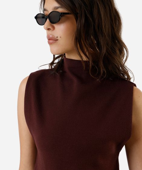 regata de tricot gola alta marrom