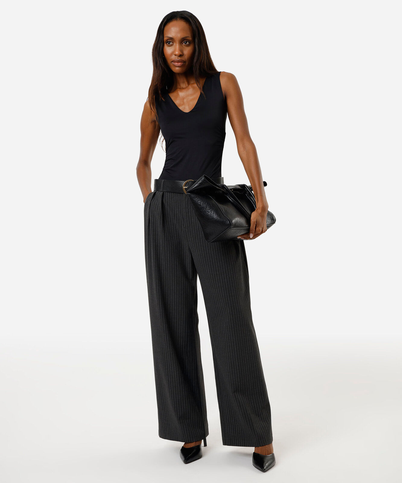body feminino de poliamida decote v preto