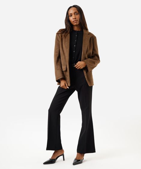 calça flare de alfaiataria feminina com cinto preta