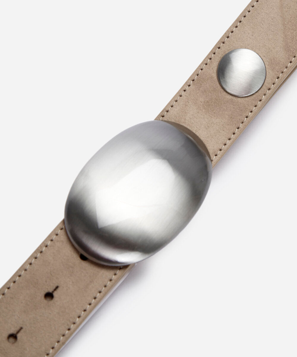 cinto feminino com tachas marrom